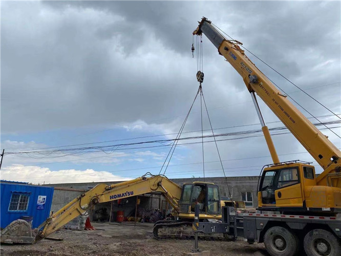 茂名市25吨吊车的工作半径是多少？