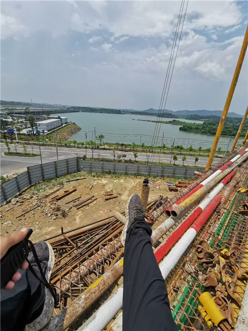 茂名市作业中发生设备损坏或人员意外，责任怎么划分？